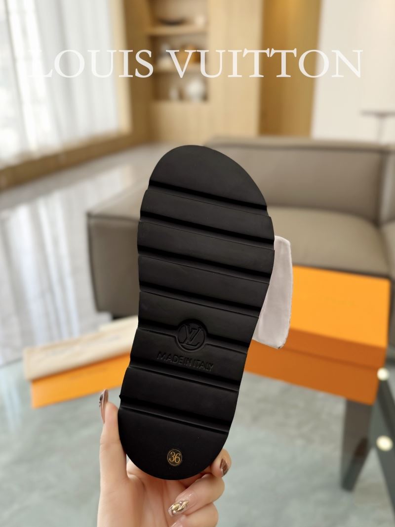 Louis Vuitton Slippers